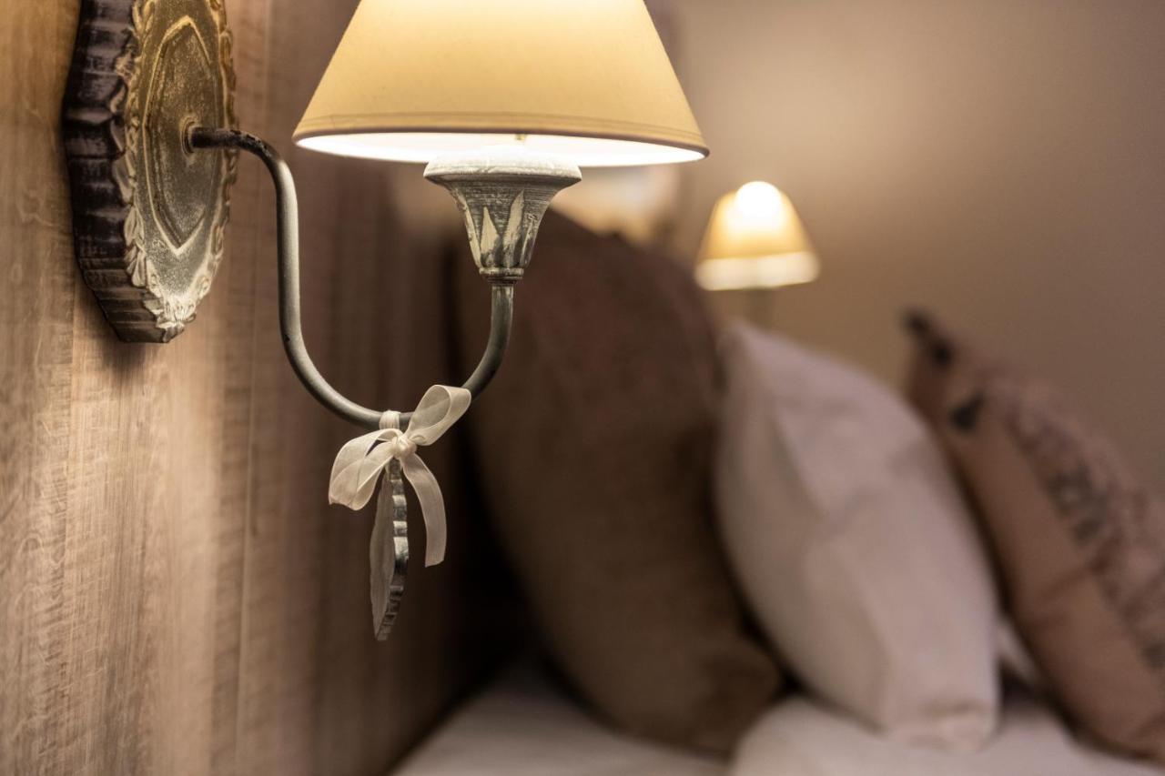 Hotel De La Tour Melen 외부 사진