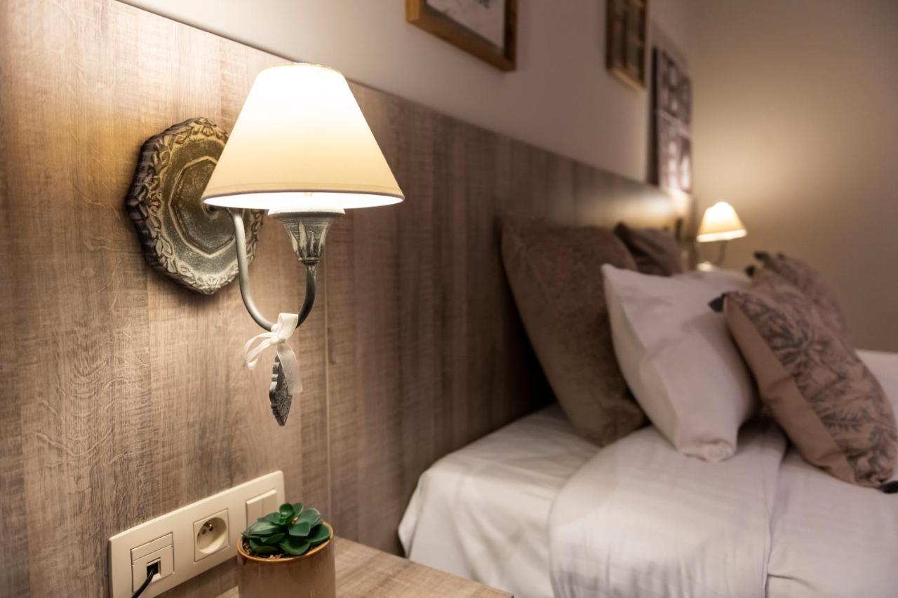 Hotel De La Tour Melen 외부 사진